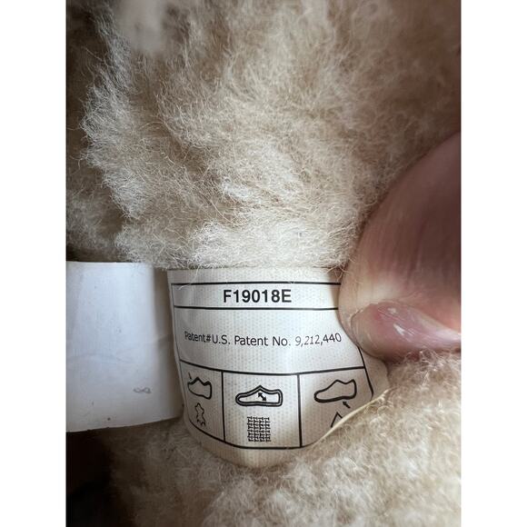 UGG Slippers Women’s 7 Chestnut Shearling Suede Leather Moccasin Indoor Outdoor - Picture 11 of 14